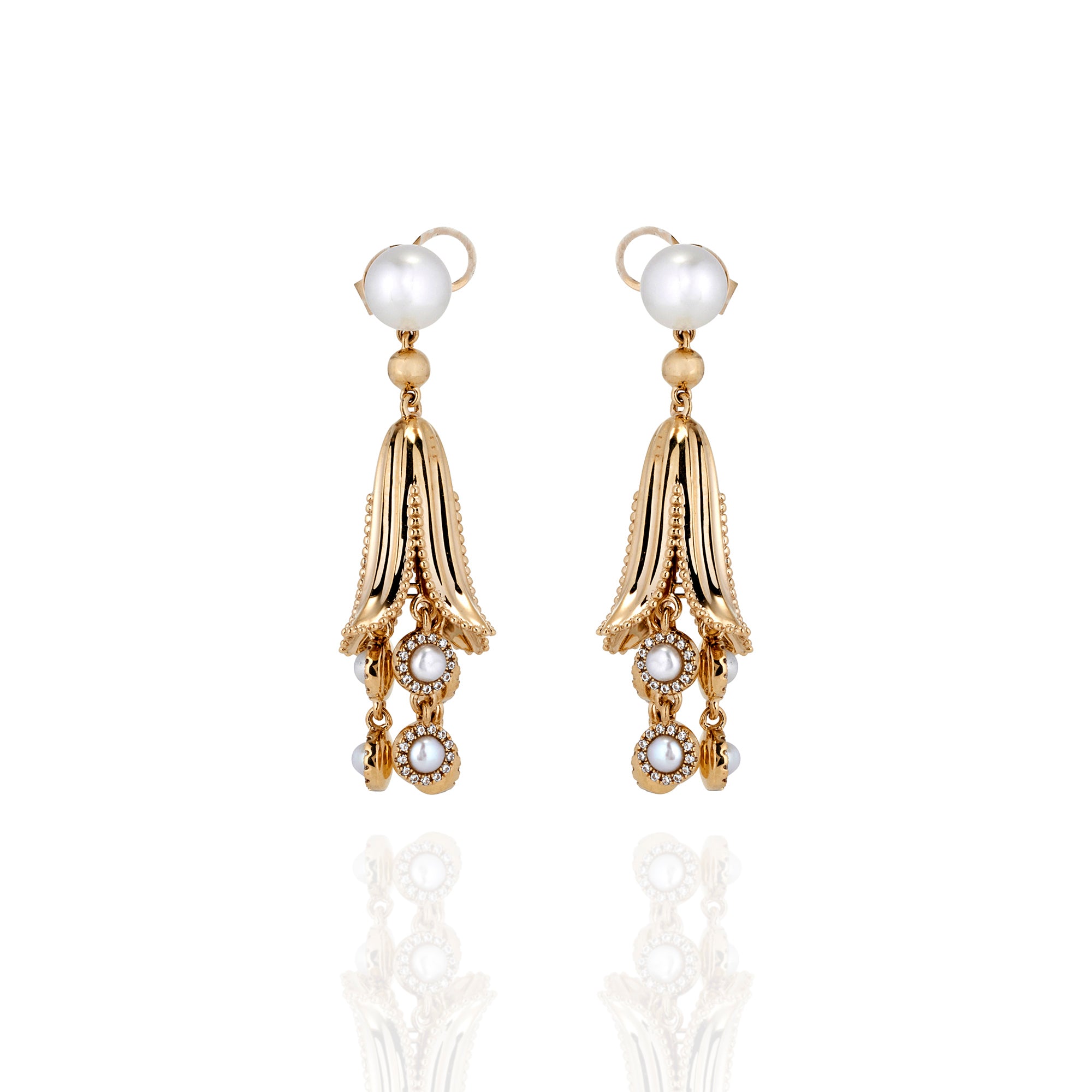 Bell Lady cocktail earrings with diamond and pearls