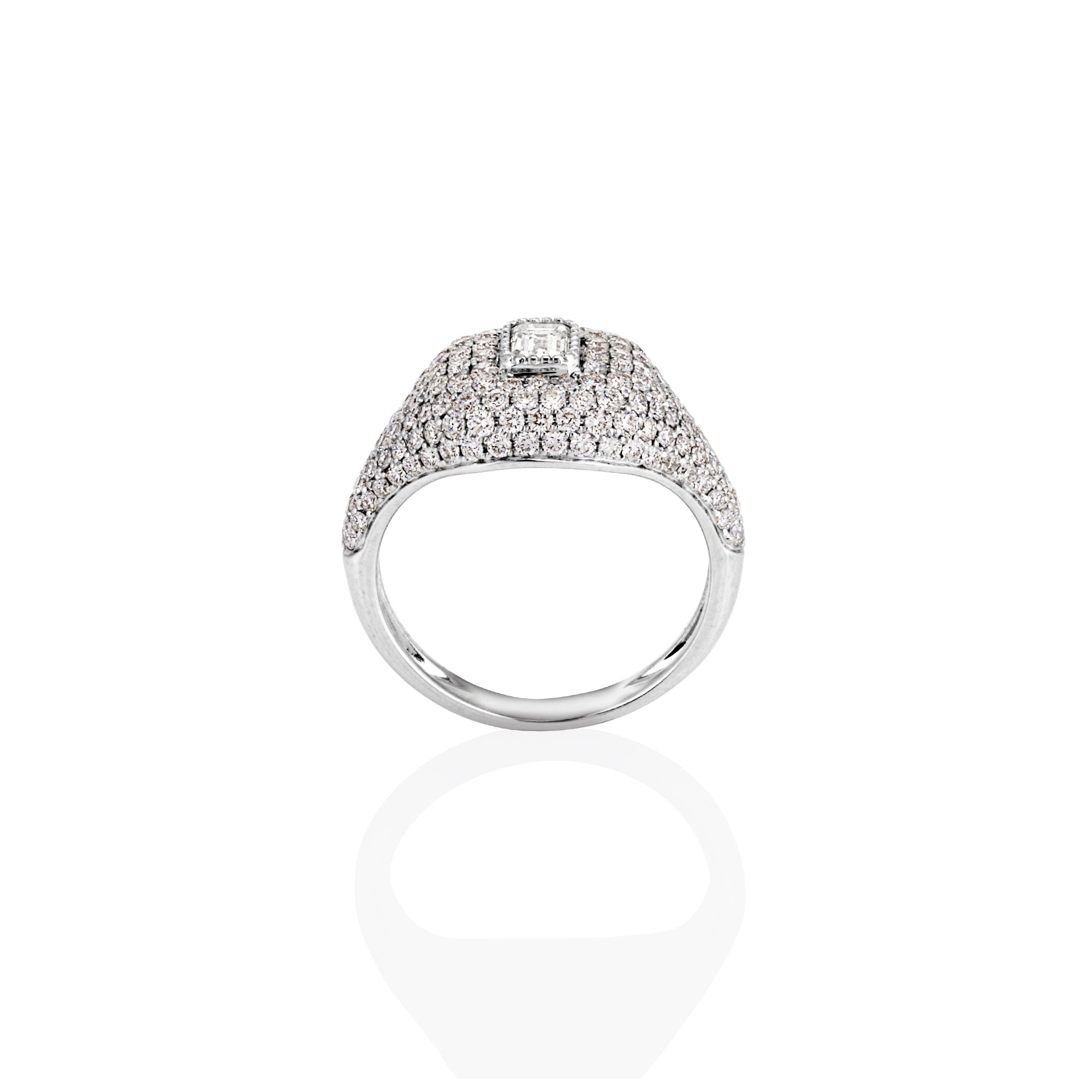 The Ruler Diamond Signet Ring